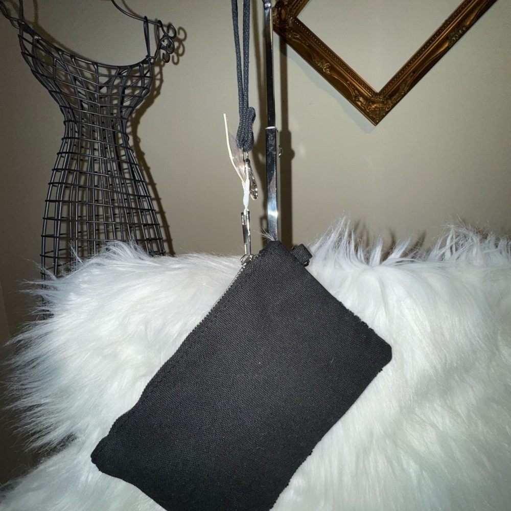 Clutch or wristlet ๐ Black and Pink Beaded ๐ - Picture 3 of 5